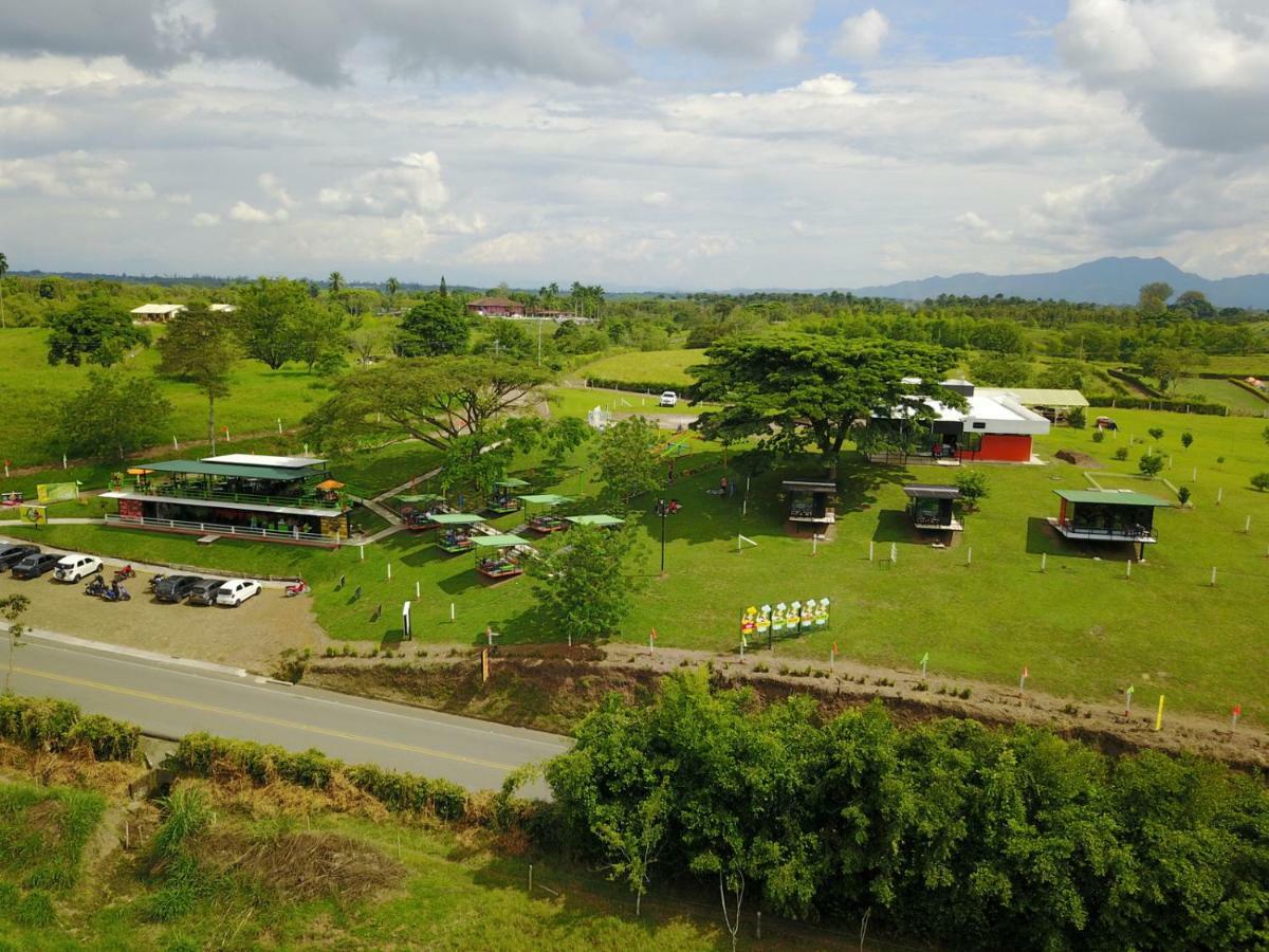 Glamping - Calochorno Hotel Alcala Ngoại thất bức ảnh